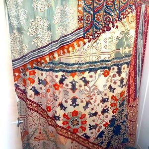 Anthropologie Riza Shower Curtain with hooks